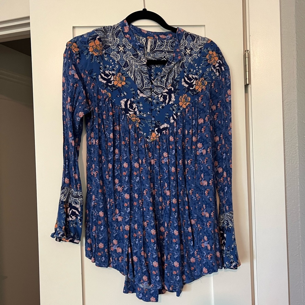 Free People Long Sleeved Blouse